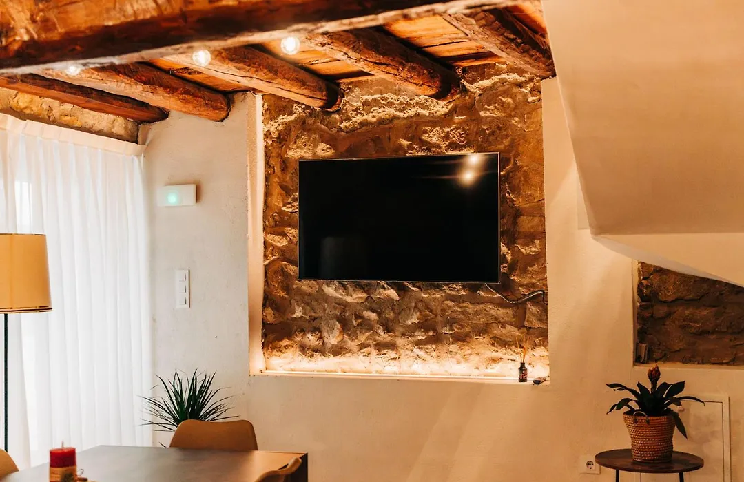 Casa Pelegrí-1
